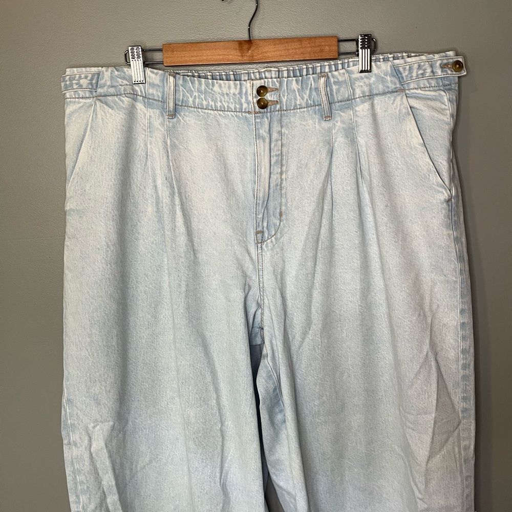 American Eagle Outfitters Light Blue Wide Leg Jeans - Picture 6 of 13